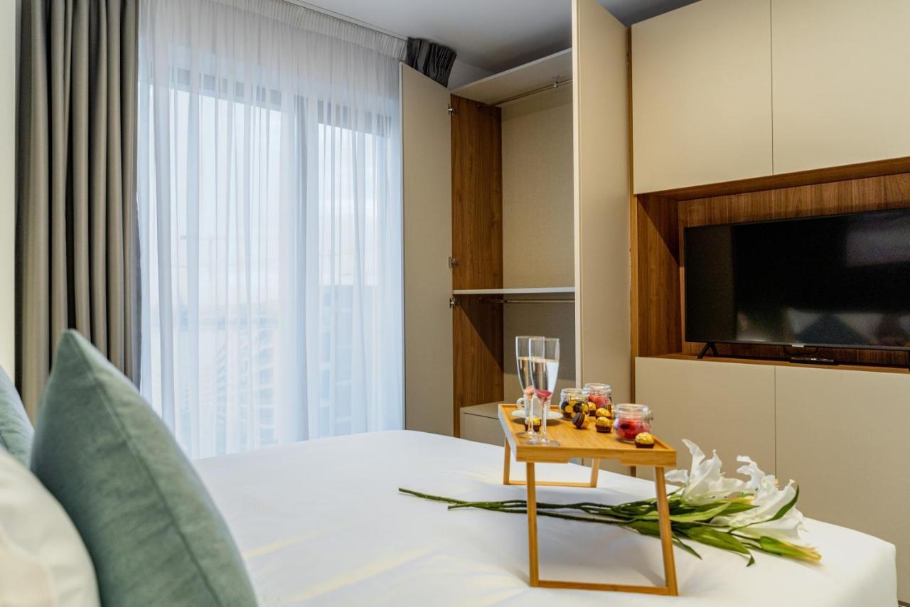 North Twin1 - Aviatiei Apartment Bukares Bagian luar foto