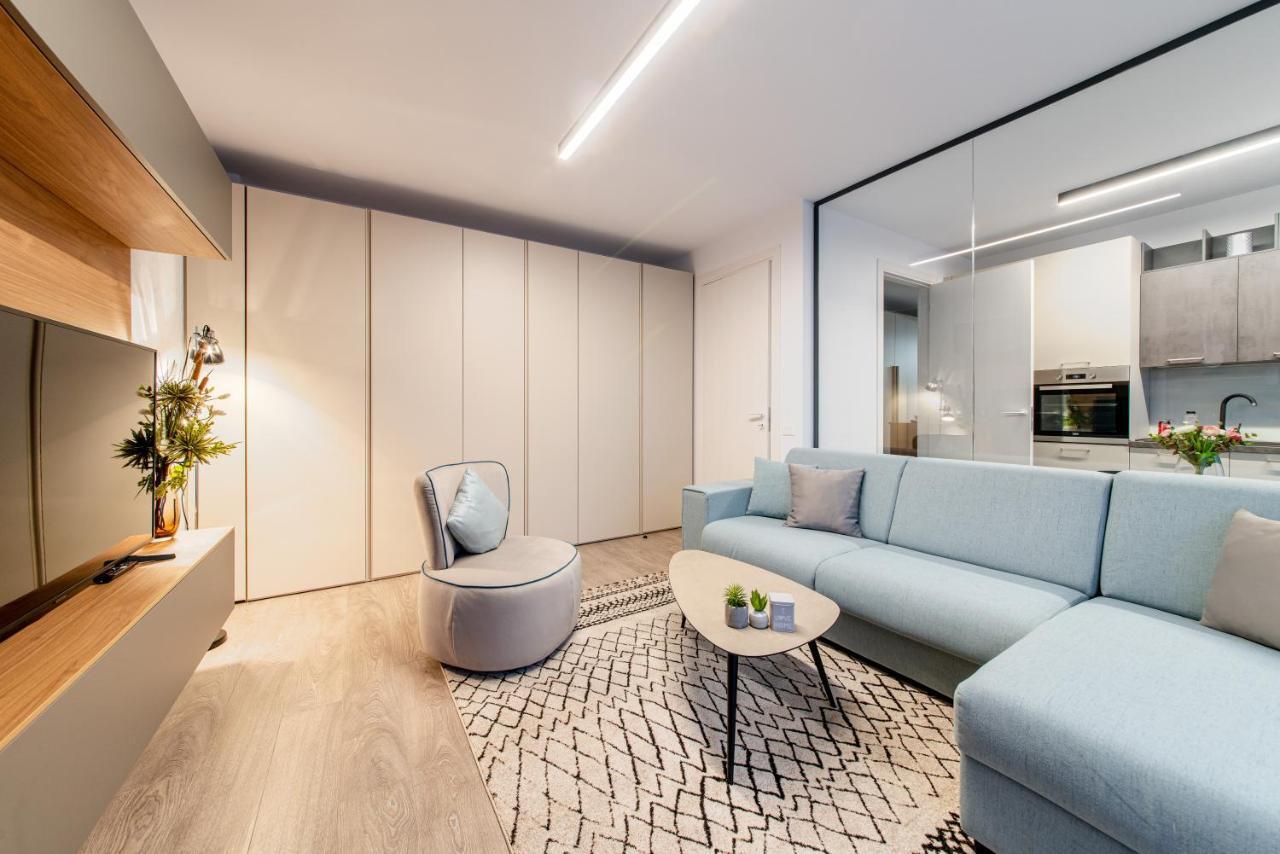 North Twin1 - Aviatiei Apartment Bukares Bagian luar foto